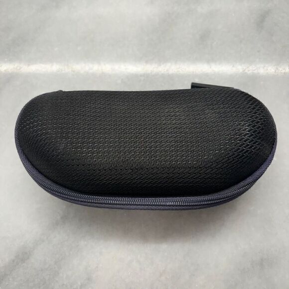 Costa Del Mar Textured Logo Zipper Soft Lined Eyeglass Sunglasses Case Black OS - Picture 3 of 5